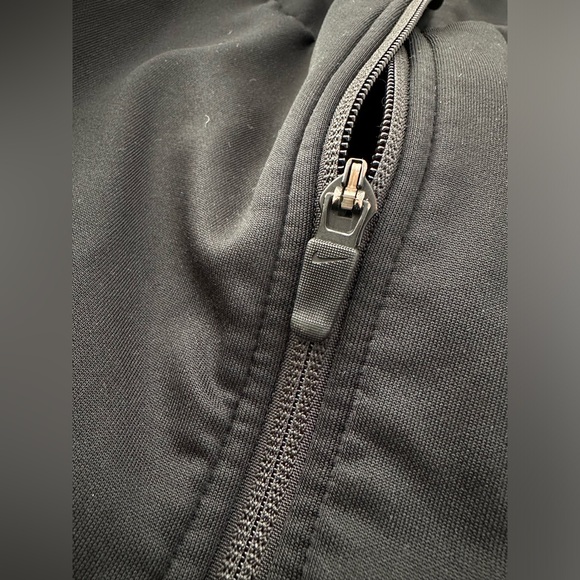 Nike dry fit zip front hoodie, M. - Picture 5 of 10